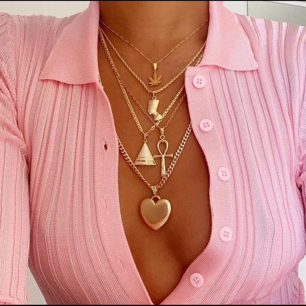 MULTILAYERED GOLD COLOR NECKLACE